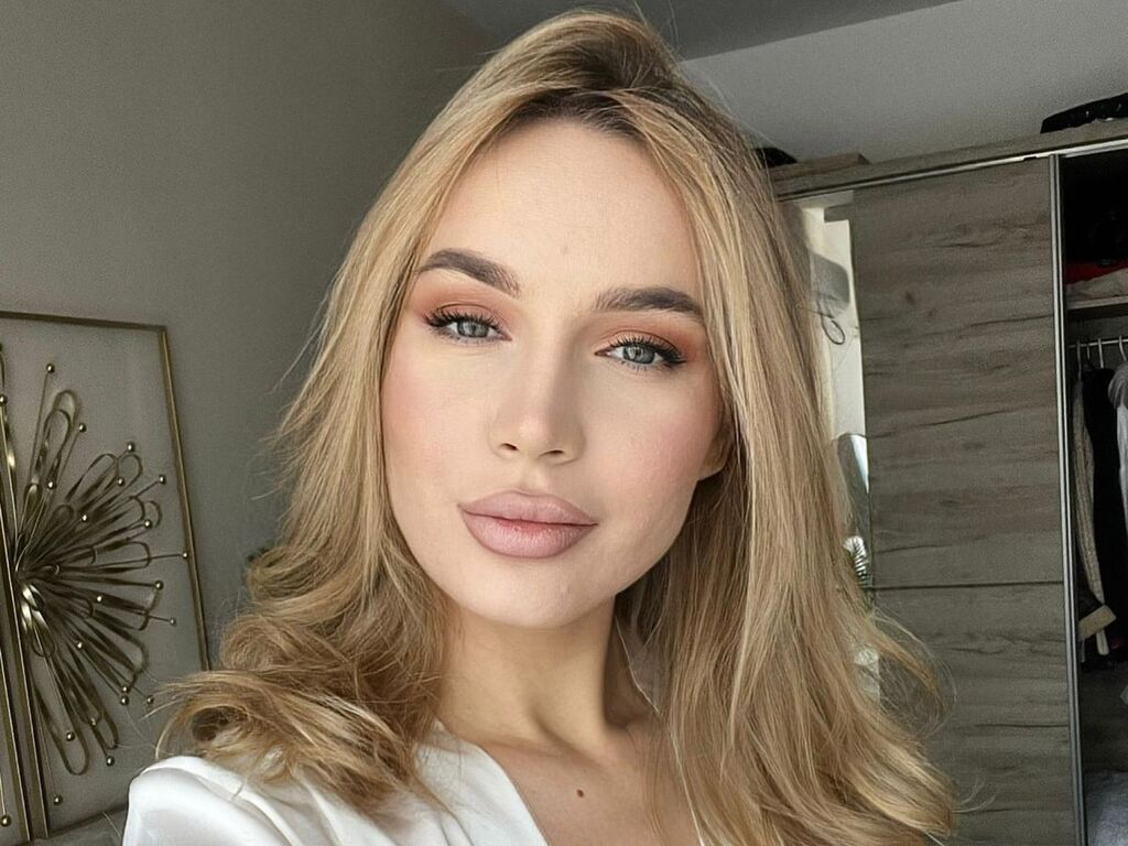 Margothill's profile - Image n°1