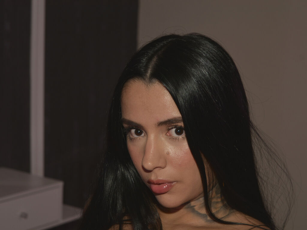Marianaferreroo's profile - Image n°1