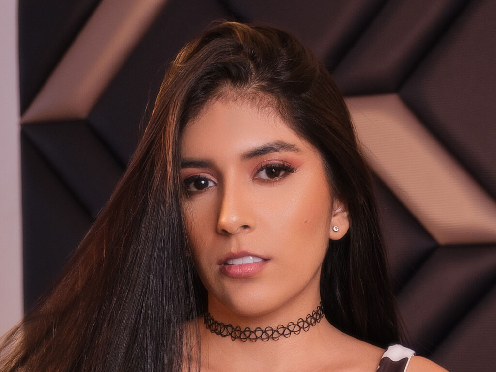 Marianahayek's profile - Image n°3