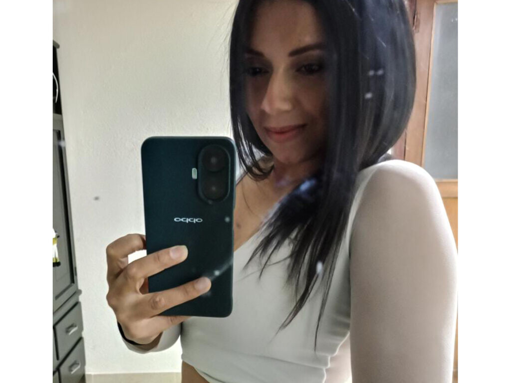 Mariangelcardona's profile - Image n°1