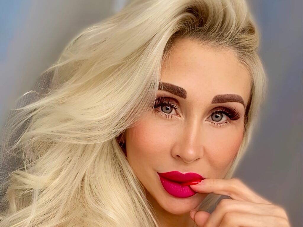 Marieradiant's profile - Image n°0