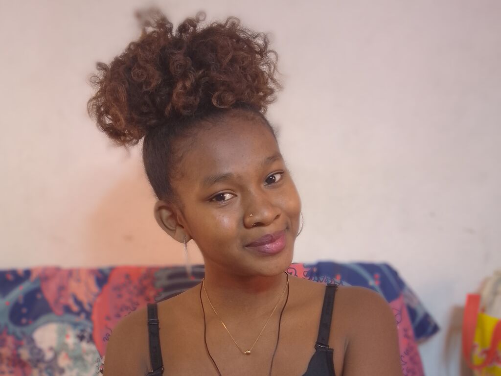 Mariesaynah's profile - Image n°0