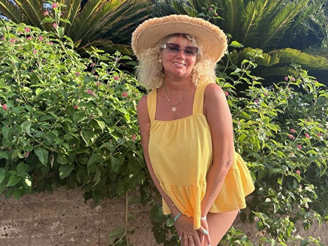 Perfil con Marietta - Imagen  n°9