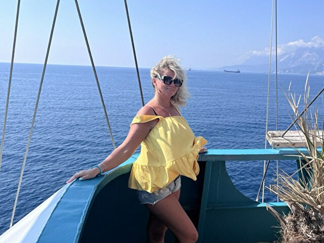 Perfil con Marietta - Imagen  n°15