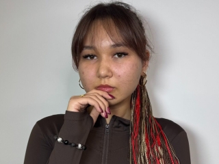 Webcam sex with Marlinekedia