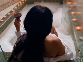 Webcam sex con Marnelparisi