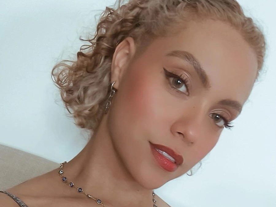 Profil de Martinabrwn - Photo n°1