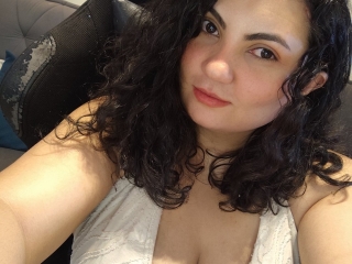 Webcam sex with Mary025