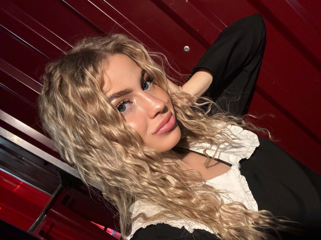 Maryroys's profile - Image n°1