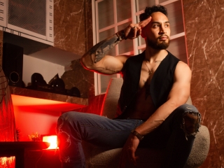 Massimovicenzzo's Sexcam