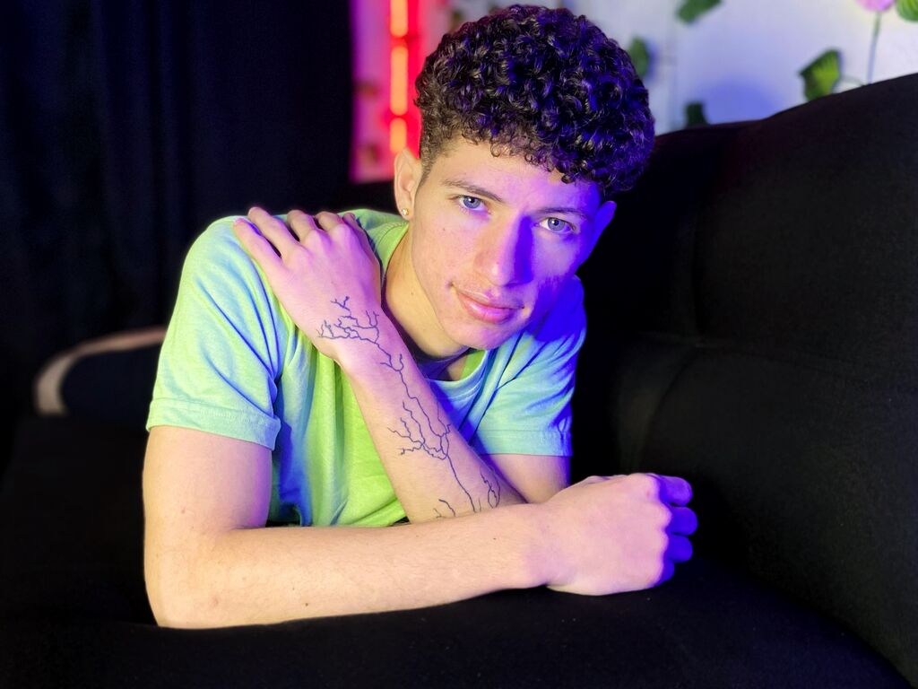 Mattialeroy's profile - Image n°1