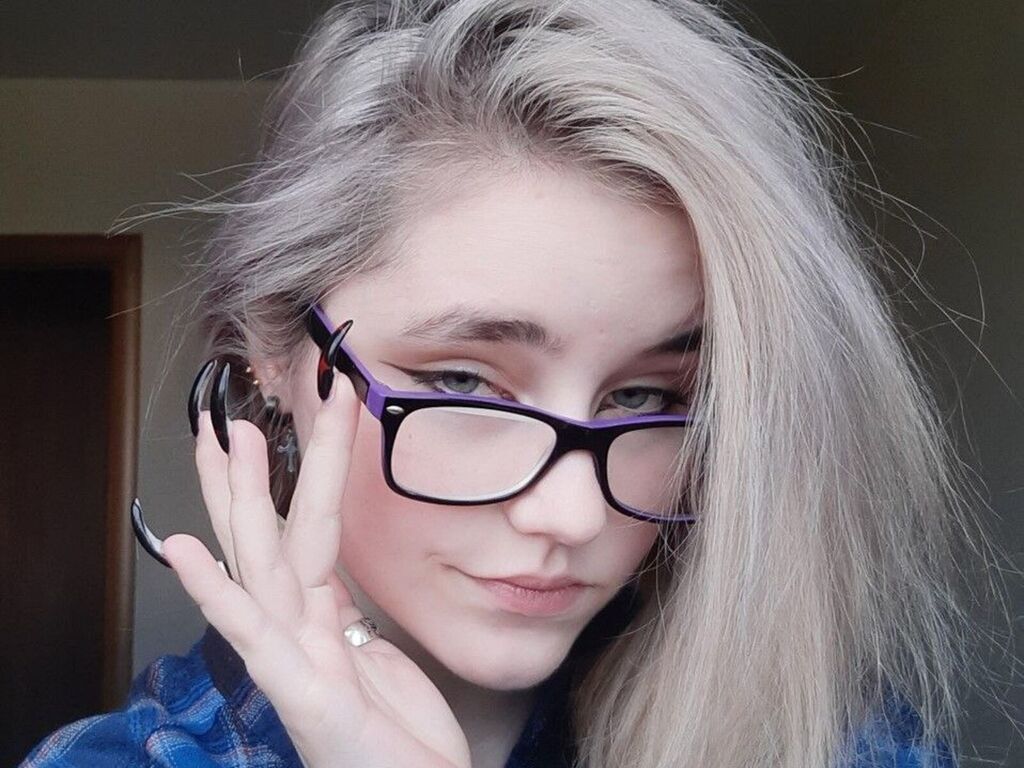 Maureenamond's profile - Image n°1