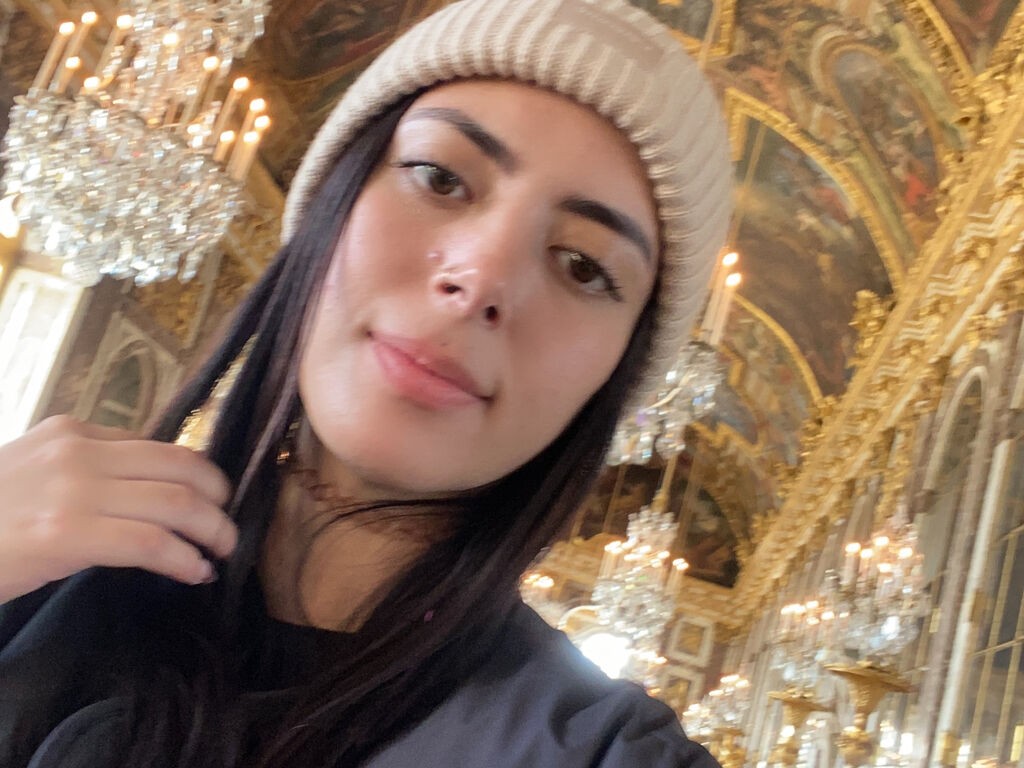 Mavisbloom's profile - Image n°0