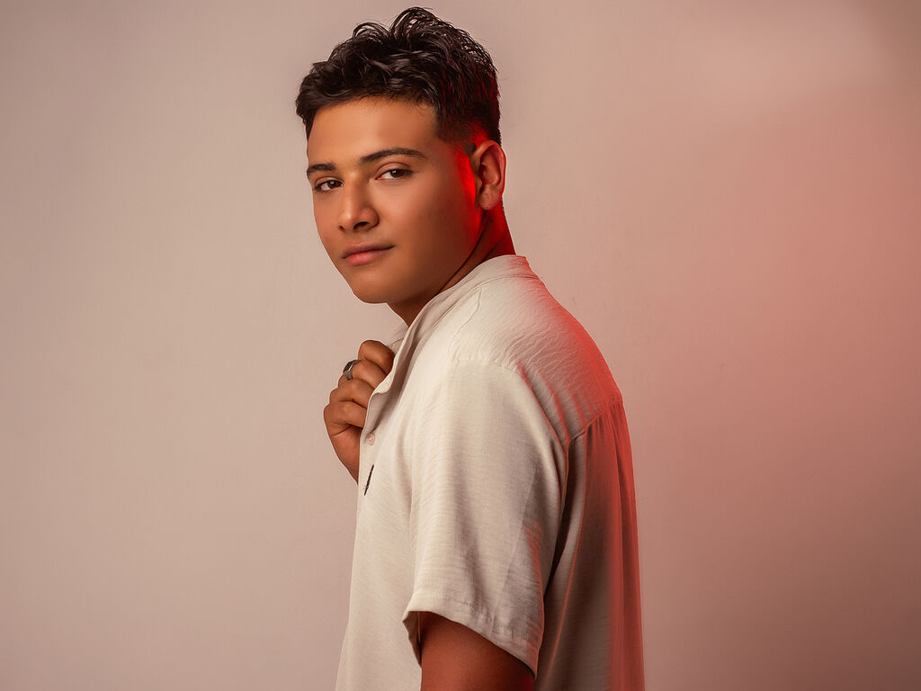Maxbrown's profile - Image n°1