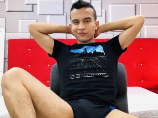 Webcam sex con Maxcol