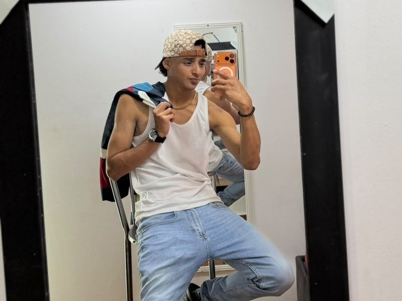 Perfil con Maximo_Tercero - Imagen  n°0