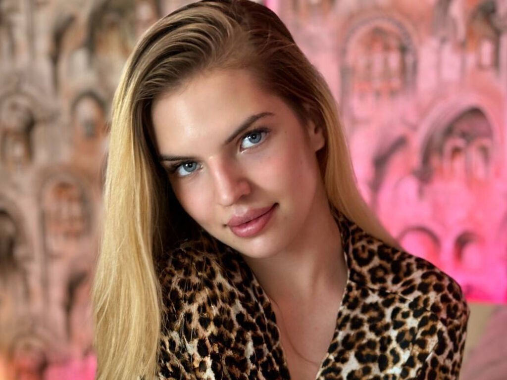 Maxinecunard's profile - Image n°0