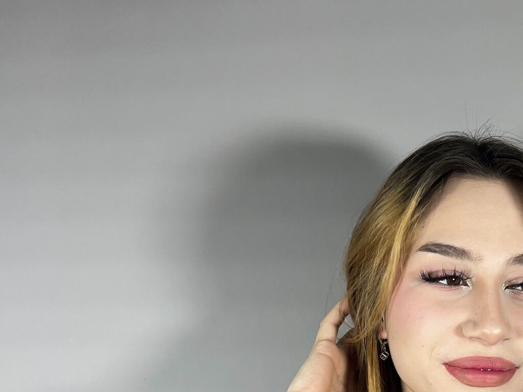 Maxineemily's profile - Image n°0