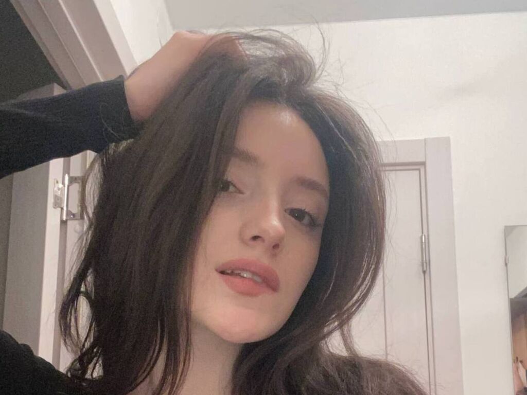 Maxinehewson's profile - Image n°2