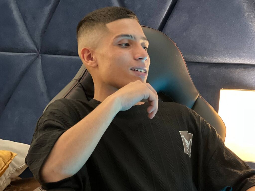 Maxvalentino's profile - Image n°1