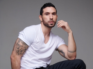 Webcam sex con Maxvanuci