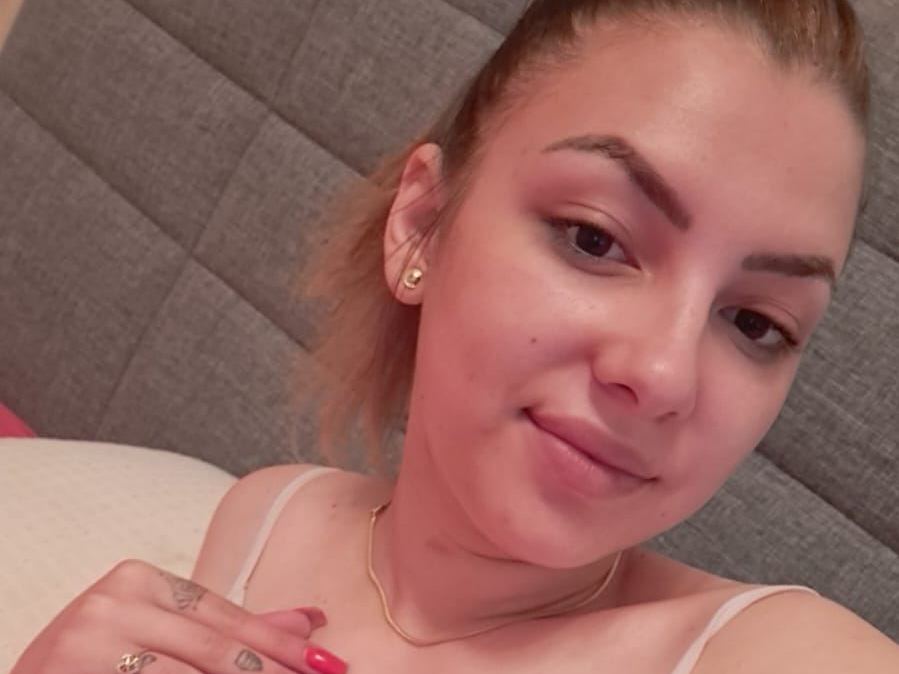 Mayaarose's profile - Image n°1