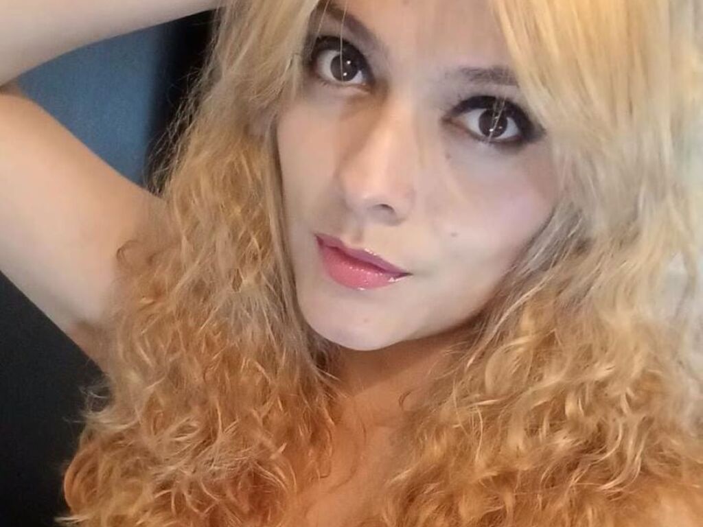Mayajhonsson's profile - Image n°1