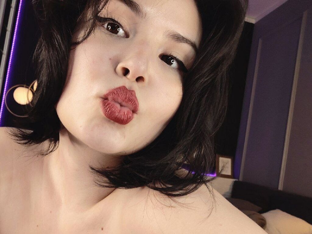 Mayamyers's profile - Image n°1