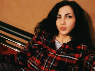 Webcam sex met Mayaphoebe