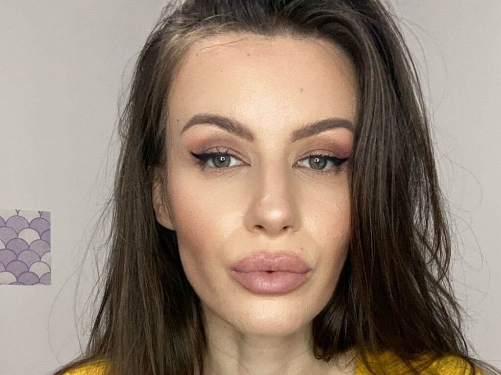 Mayasophie's profile - Image n°1