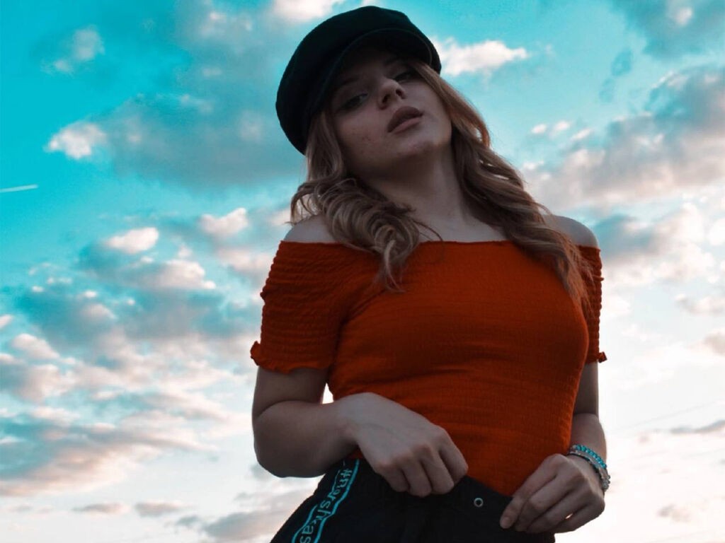 Maycurson's profile - Image n°0