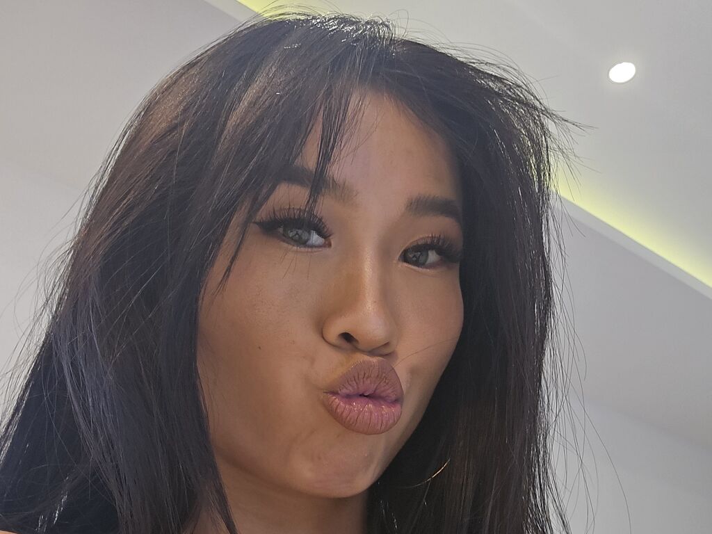 MayriToyohashi's profile - Image n°1