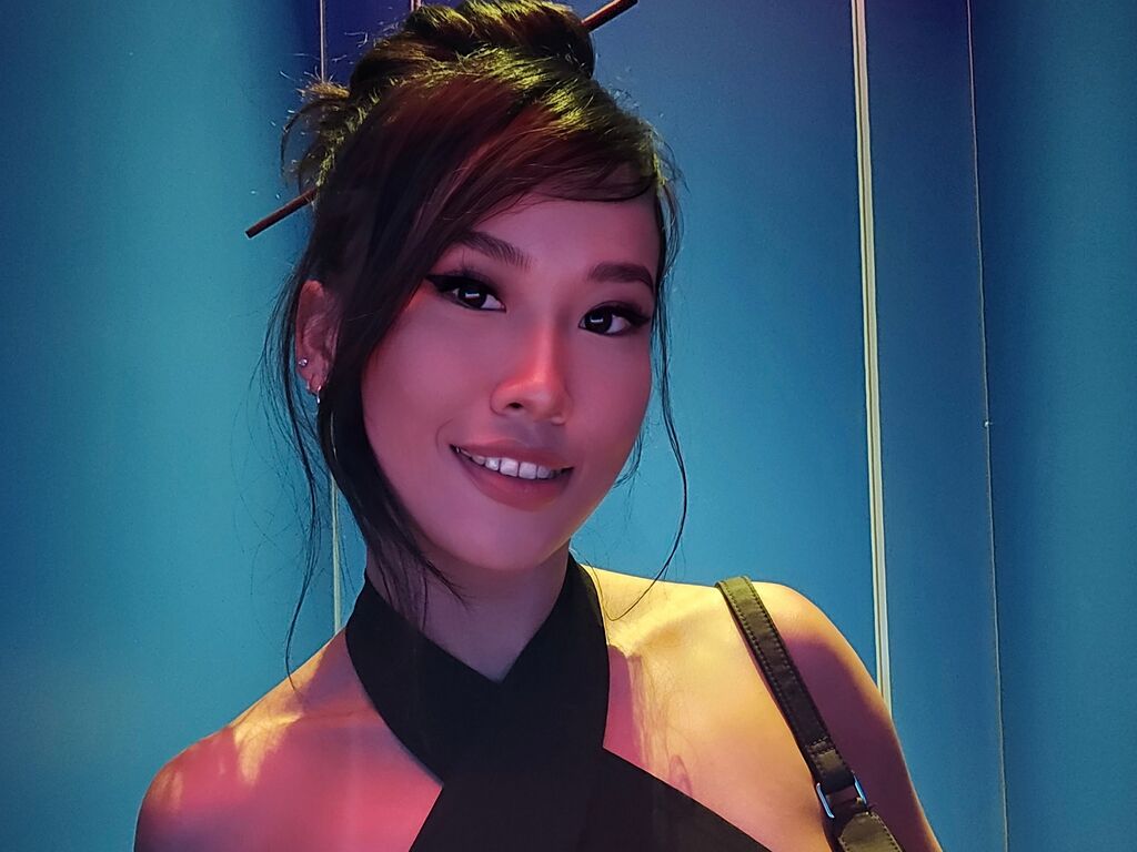 MayriToyohashi's profile - Image n°0