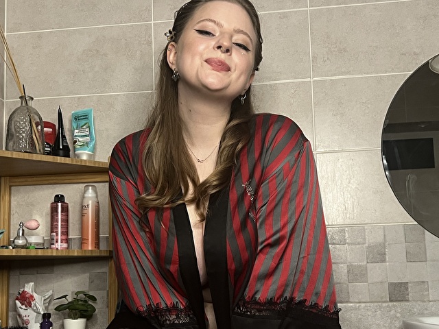 mecherry's profile - Image n°1