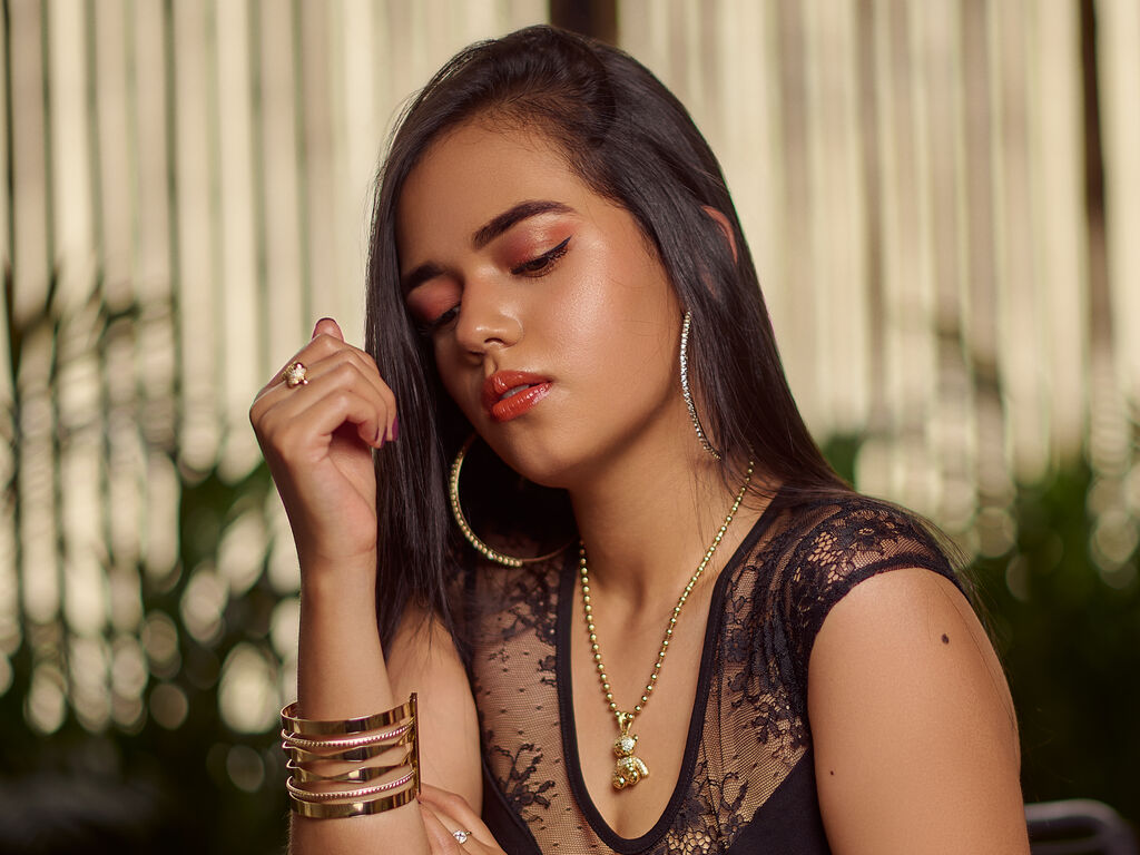 Perfil con Meganadhams - Imagen  n°1