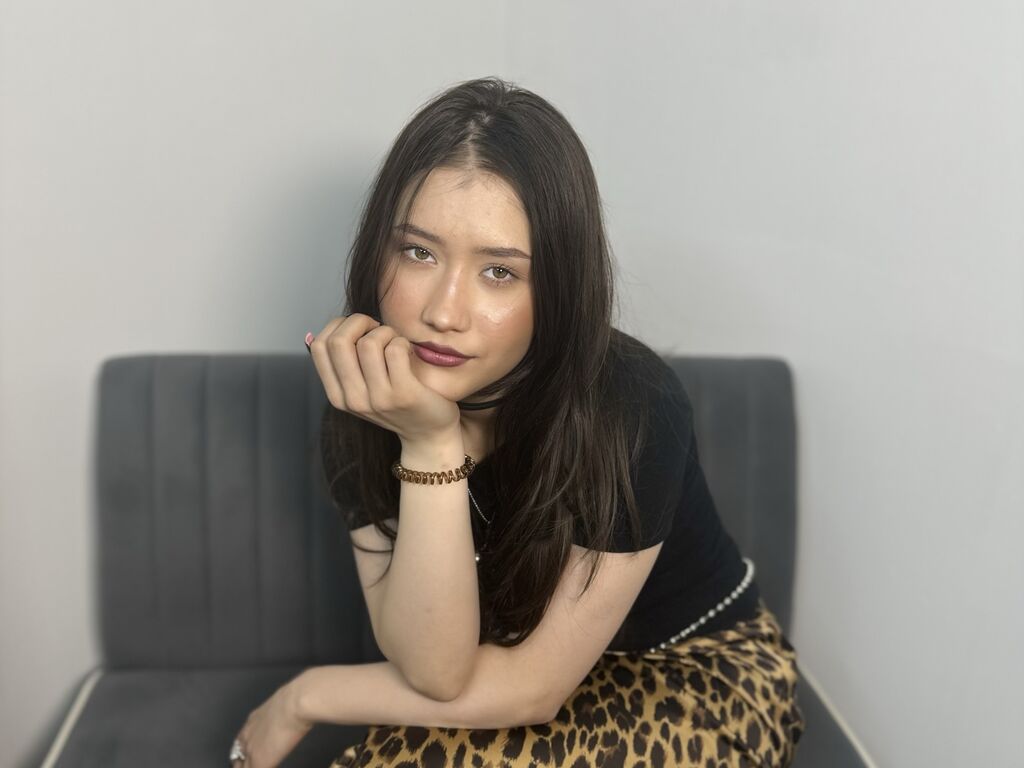 Megananness's profile - Image n°0