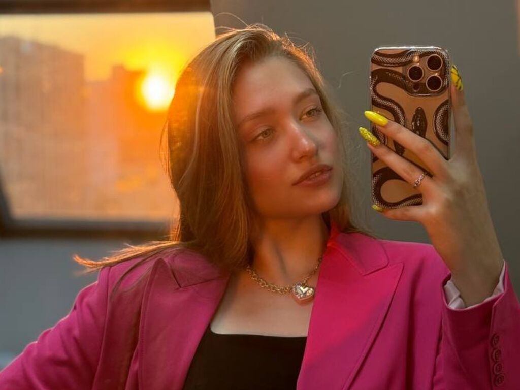 Megancall's profile - Image n°0