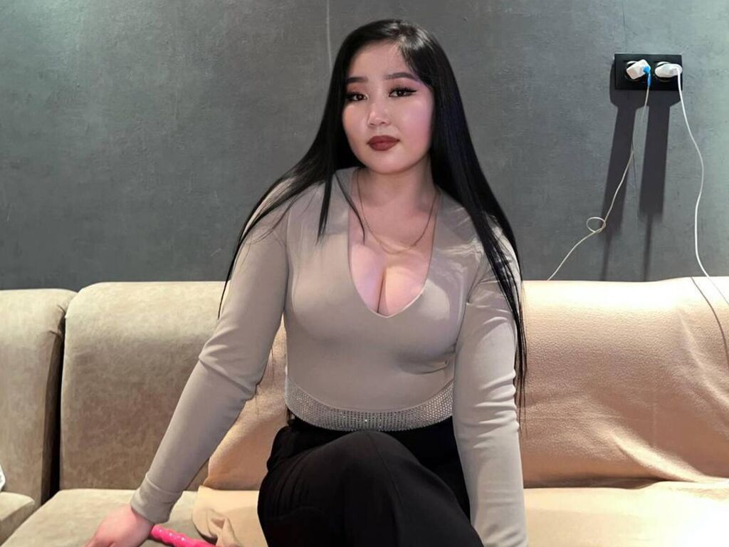 Megancoleson's profile - Image n°0