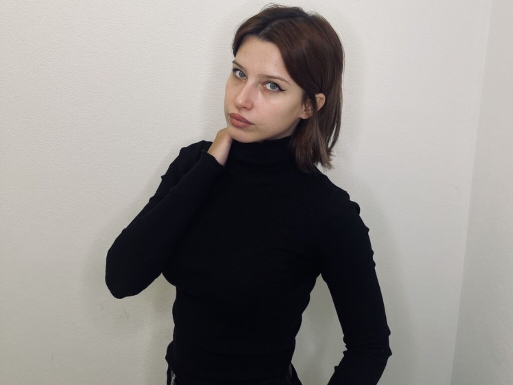 Megancovil's profile - Image n°0