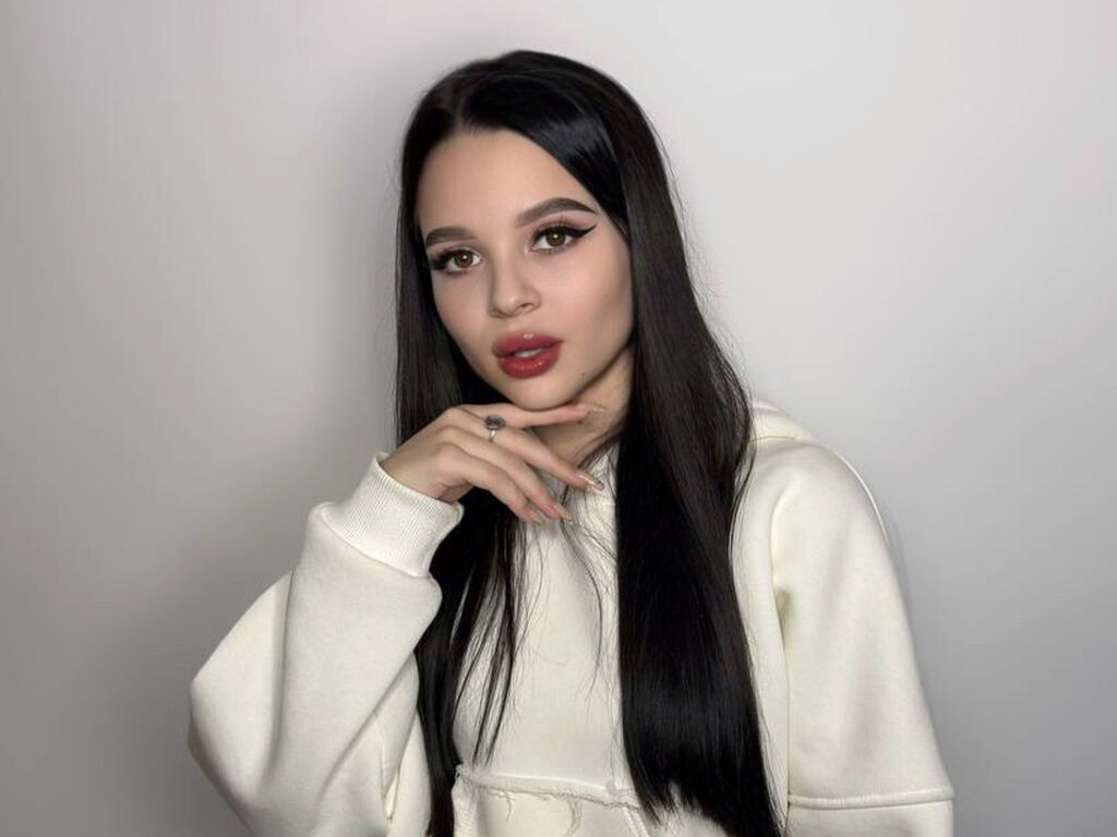 Megandanell's profile - Image n°0
