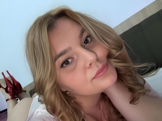 Webcam sex with Megandarcy