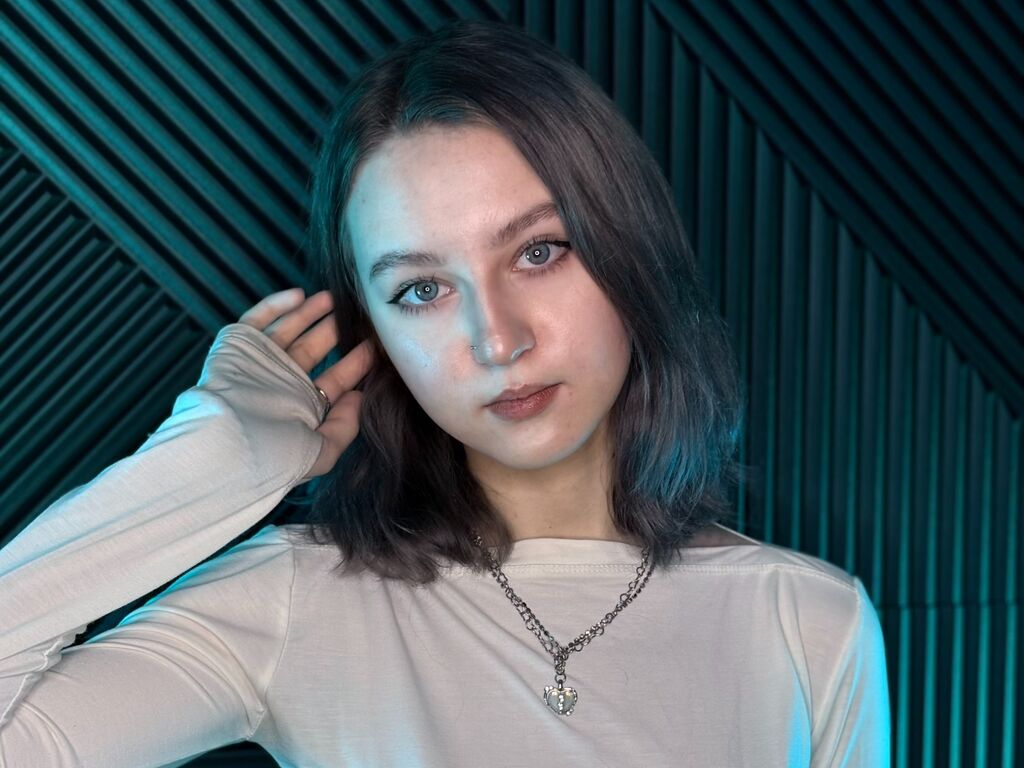 Meganearnest's profile - Image n°0