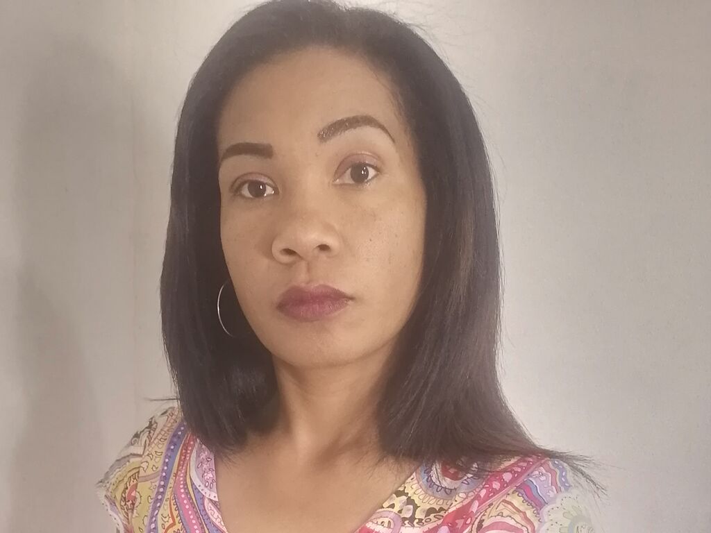 Meganebrooks's profile - Image n°0