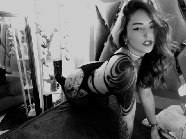 Profil de Meganinked - Photo n°1