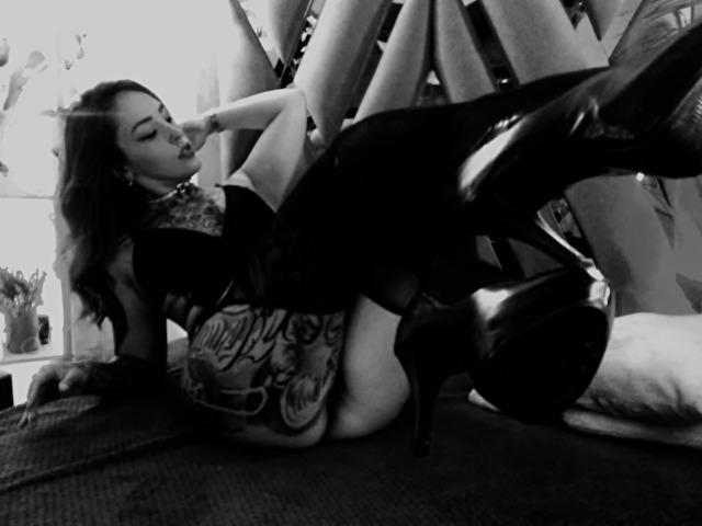 Profil de Meganinked - Photo n°3