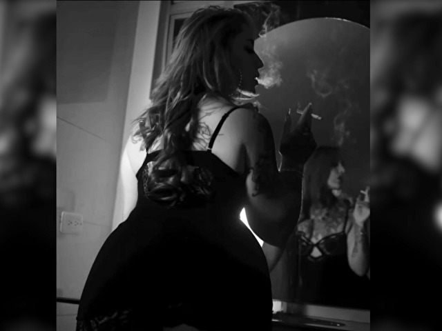 Meganinked's profiel - Afbeelding n°32