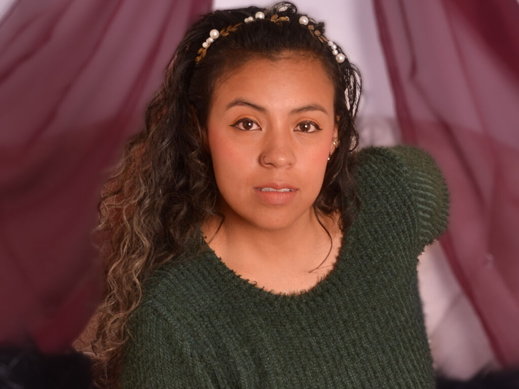 Perfil con Megansanthana - Imagen  n°1