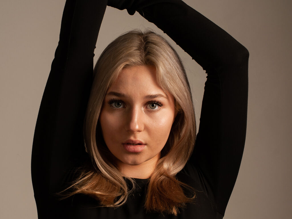 Meghanappleberry's profile - Image n°1