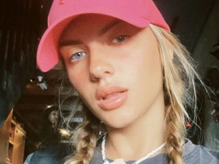 Webcam sex con Meghanhaddaway