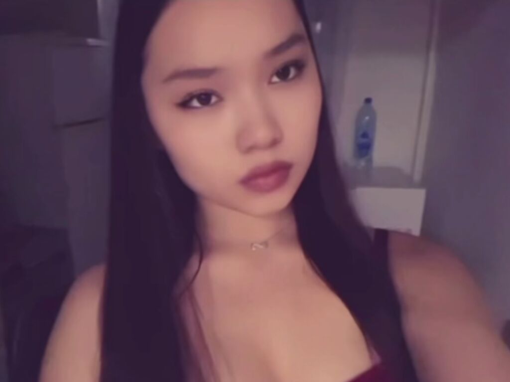 Megsnaples's profile - Image n°1